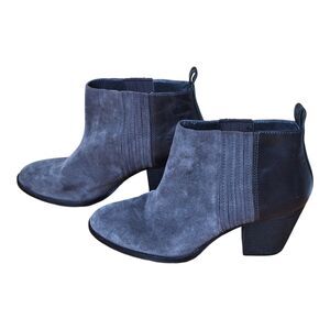Nine West Fiffi Chelsea Ankle Boots Gray Size 10M Round Toe Block Heel Leather